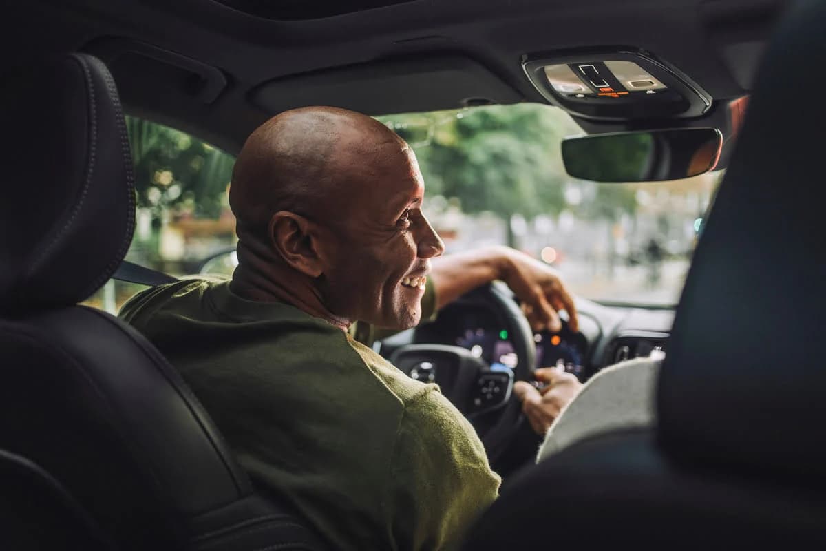 Renda extra de fim de ano como motorista ou entregador: como separar e fazer o dinheiro