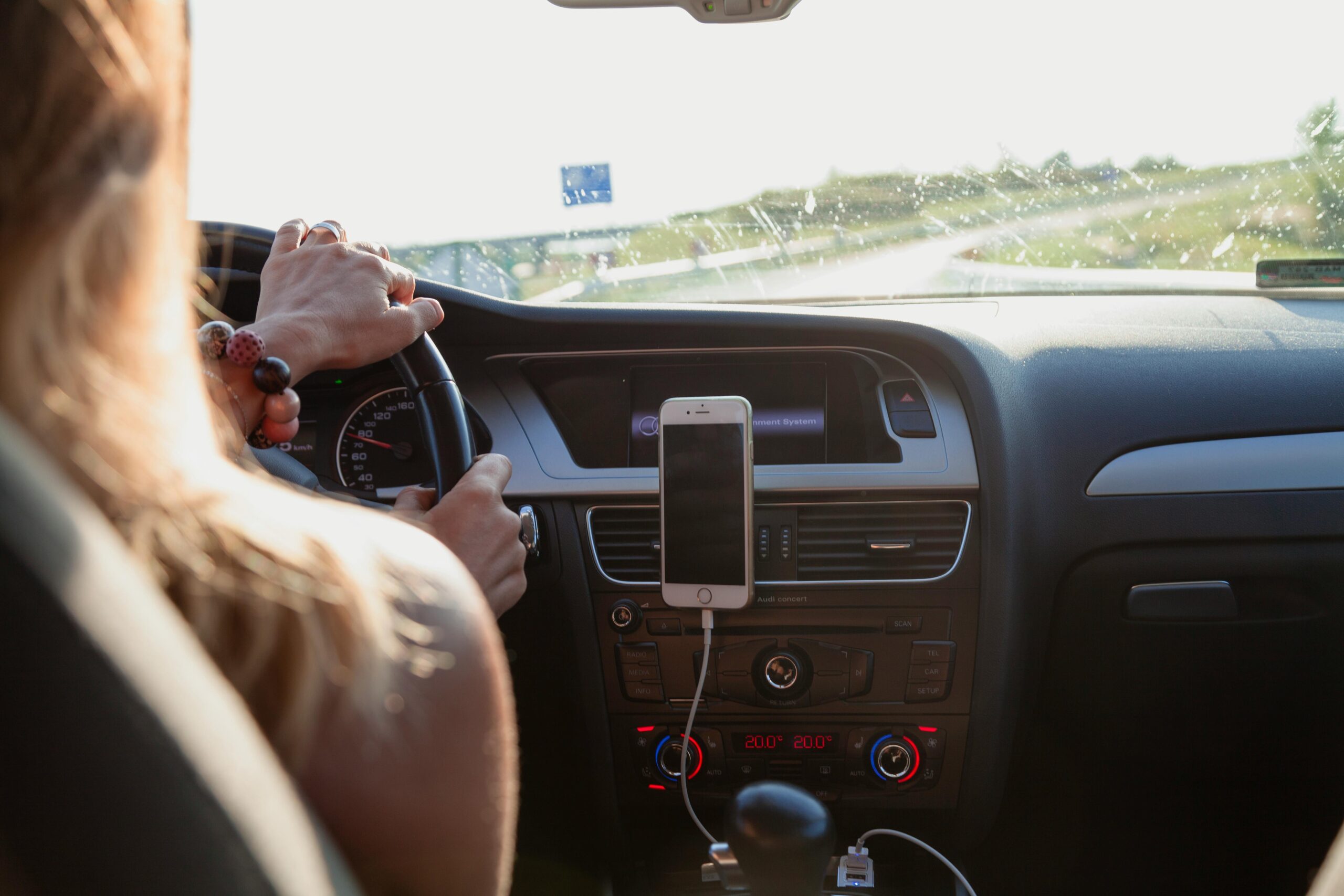 De acordo com suas necessidades, avalie a condição de tornar-se um MEI para motorista de aplicativo!